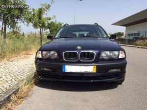 BMW 320 Touring Novembro/00 - à venda - Ligeiros