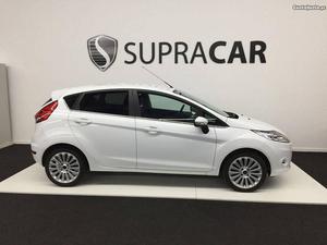 Ford Fiesta 1.4 TDCi Março/10 - à venda - Ligeiros