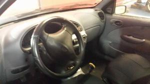 Ford Fiesta 1.8 boss Junho/98 - à venda - Ligeiros