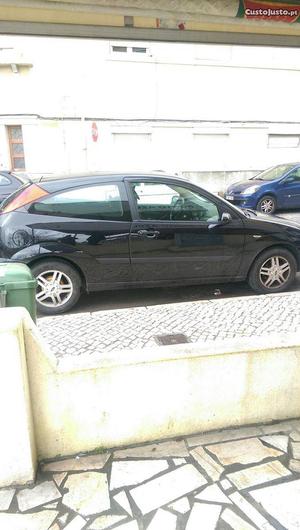 Ford Focus sportvan 1.8 TDDI Fevereiro/02 - à venda -