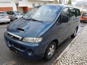 Hyundai H-1 Plazza Março/00 - à venda - Monovolume / SUV,