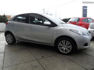 Mazda 2 Mzr Comfort Fevereiro/10 - à venda - Ligeiros