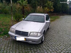 Mercedes-Benz C 220 D Fevereiro/98 - à venda - Ligeiros