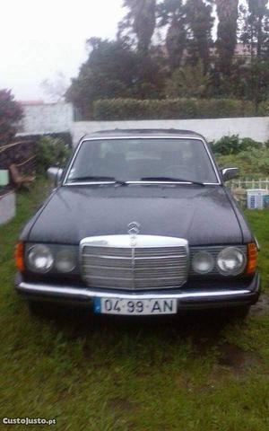 Mercedes-Benz  D Agosto/81 - à venda - Ligeiros