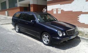 Mercedes-Benz E 220 cdi 143cv Julho/01 - à venda - Ligeiros