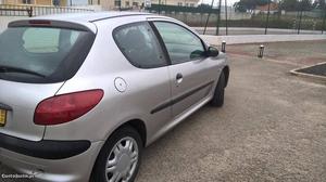 Peugeot  (estimado) Junho/01 - à venda - Ligeiros