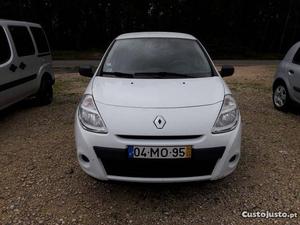 Renault Clio Société 1.5 DCi Dezembro/11 - à venda -