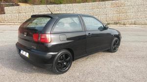 Seat Ibiza 6k2 1.9 tdi sport Abril/00 - à venda -