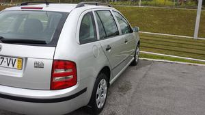Skoda Fabia Break 1.4 TDI Janeiro/04 - à venda - Ligeiros