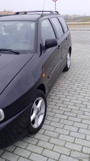 VW Polo carrinha Abril/99 - à venda - Ligeiros Passageiros,