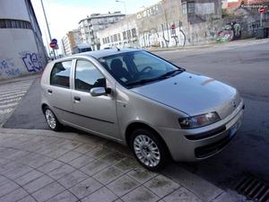 Fiat Punto v Novinho! Março/02 - à venda - Ligeiros