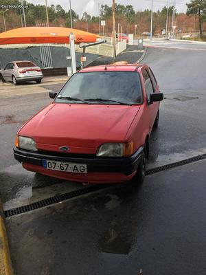 Ford Fiesta 1.8d Março/92 - à venda - Comerciais / Van,