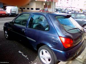 Ford Fiesta v Dezembro/97 - à venda - Ligeiros