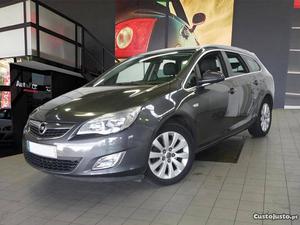 Opel Astra J ST 1.7 CDTI COSMO Dezembro/11 - à venda -