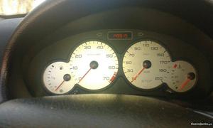 Peugeot  sw 1.1cc gasolina Janeiro/03 - à venda -