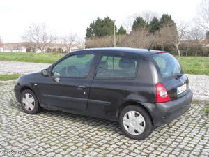 Renault Clio 1.5 dci Comercial Outubro/05 - à venda -