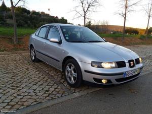 Seat Toledo 1.9 TDI 110cv Maio/01 - à venda - Ligeiros