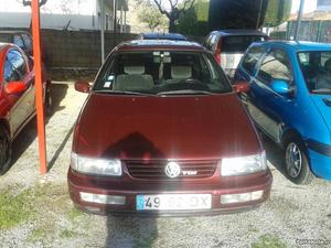 VW Passat 1.9tdi Abril/95 - à venda - Ligeiros Passageiros,