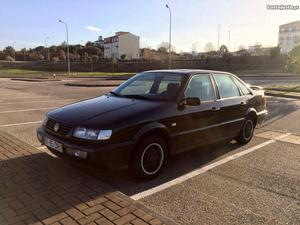 VW Passat 110 cv Maio/94 - à venda - Ligeiros Passageiros,