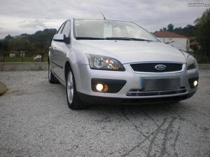 Ford Focus 1.6 tdci Junho/06 - à venda - Ligeiros