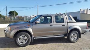 Nissan Navara 4x4 comfor Julho/03 - à venda - Pick-up/