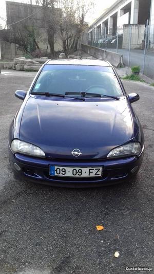 Opel Tigra v Novembro/95 - à venda - Ligeiros