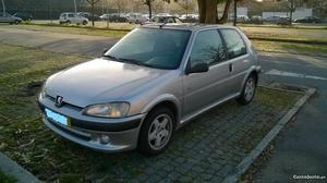 Peugeot 106 Quicksilver Maio/99 - à venda - Ligeiros