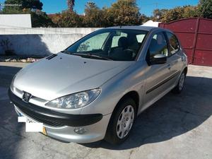 Peugeot  Maio/04 - à venda - Ligeiros Passageiros,