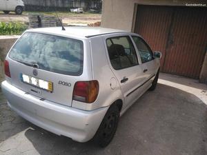 VW Polo Outubro/98 - à venda - Ligeiros Passageiros, Leiria