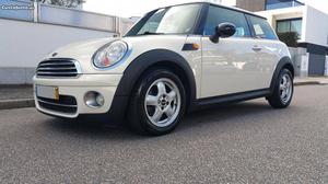 MINI Cooper 1.6 COOPER D Outubro/08 - à venda - Ligeiros