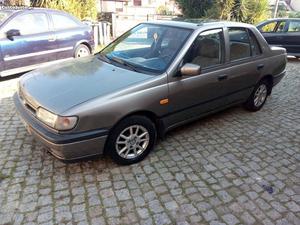 Nissan Sunny passageiros Julho/92 - à venda - Ligeiros