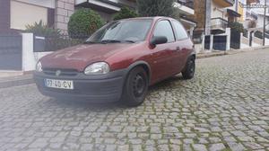 Opel Corsa 1.5 d 5 lugares Novembro/94 - à venda - Ligeiros