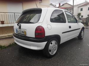 Opel Corsa 1.5.td motor isuzo Novembro/99 - à venda -