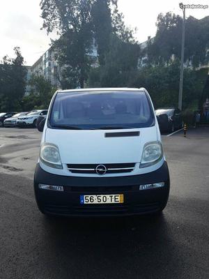 Opel vivaro 1.9 DTI Março/02 - à venda - Comerciais / Van,
