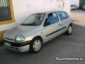 Renault Clio 1.2 aceito troca Março/99 - à venda -
