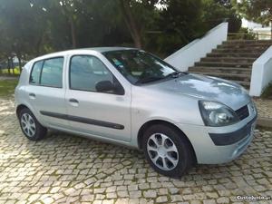 Renault Clio 1.5 dci Março/03 - à venda - Ligeiros