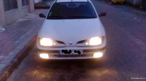 Renault Mégane 1.6 Novembro/95 - à venda - Ligeiros