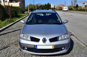 Renault Mégane Break 1.5 dCi Maio/06 - à venda - Ligeiros