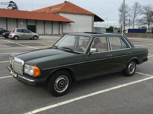 Mercedes-Benz D Abril/88 - à venda - Ligeiros