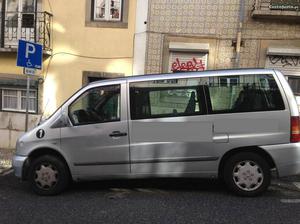 Mercedes-Benz Vito 108 Abril/02 - à venda - Ligeiros