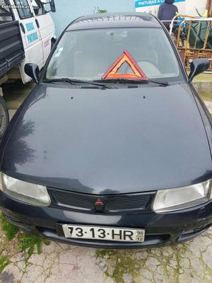 Mitsubishi Carisma Diesel Março/96 - à venda - Ligeiros