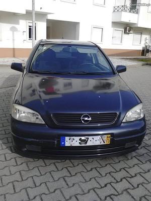 Opel Campo 1.4 sport Dezembro/98 - à venda - Ligeiros