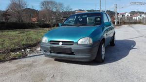 Opel Corsa B 1.5 TD sport Dezembro/94 - à venda - Ligeiros