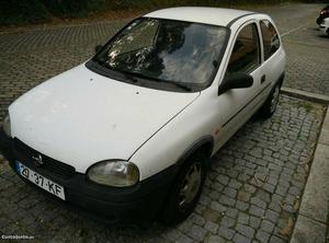 Opel corsa B 1.5D isuzu Setembro/97 - à venda - Comerciais