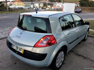 Renault Mégane 1.5 dCi Confort Julho/03 - à venda -