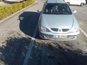 Renault Mégane  vavulas Março/00 - à venda -