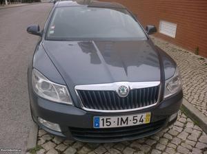 Skoda Octavia 1.6 TDI caixa auto Novembro/09 - à venda -