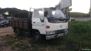 Toyota Dyna 150 direção ass Julho/99 - à venda -