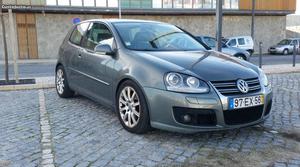 VW Golf V 2.0tdi sport GPS Junho/04 - à venda - Ligeiros