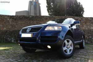 VW Touareg R5 2.5TDI 175cv Agosto/04 - à venda - Ligeiros